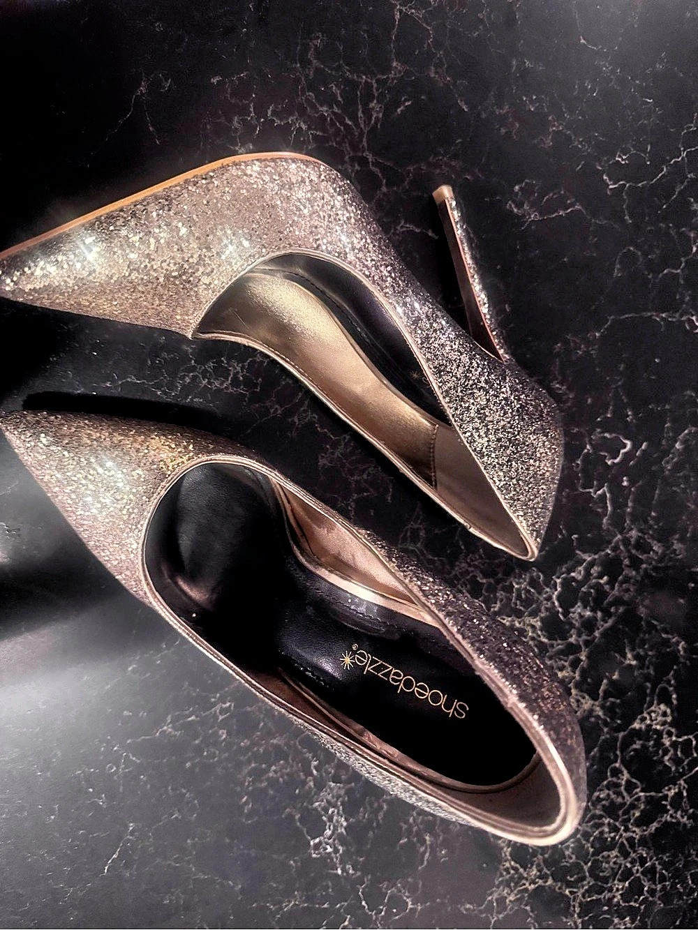 Glitter Pointed-Toe Heels in Gold